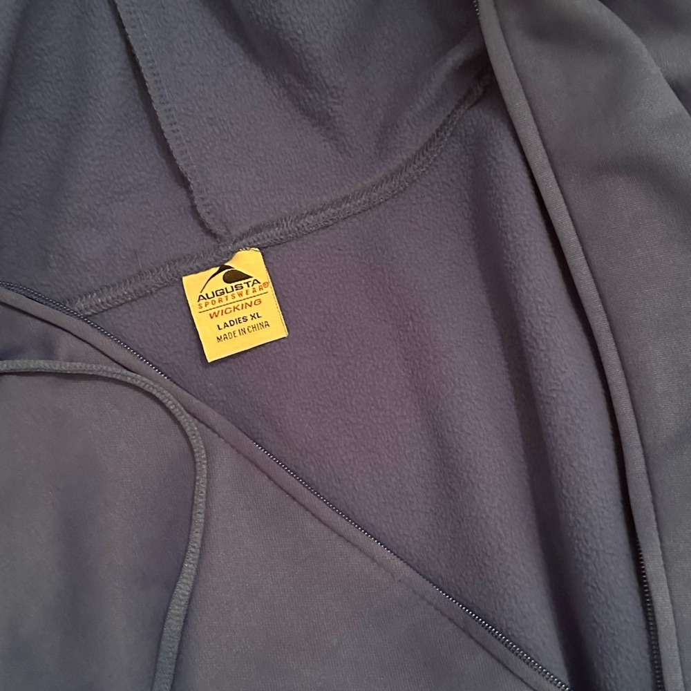 Front zip jacket - Picture 8 of 8
